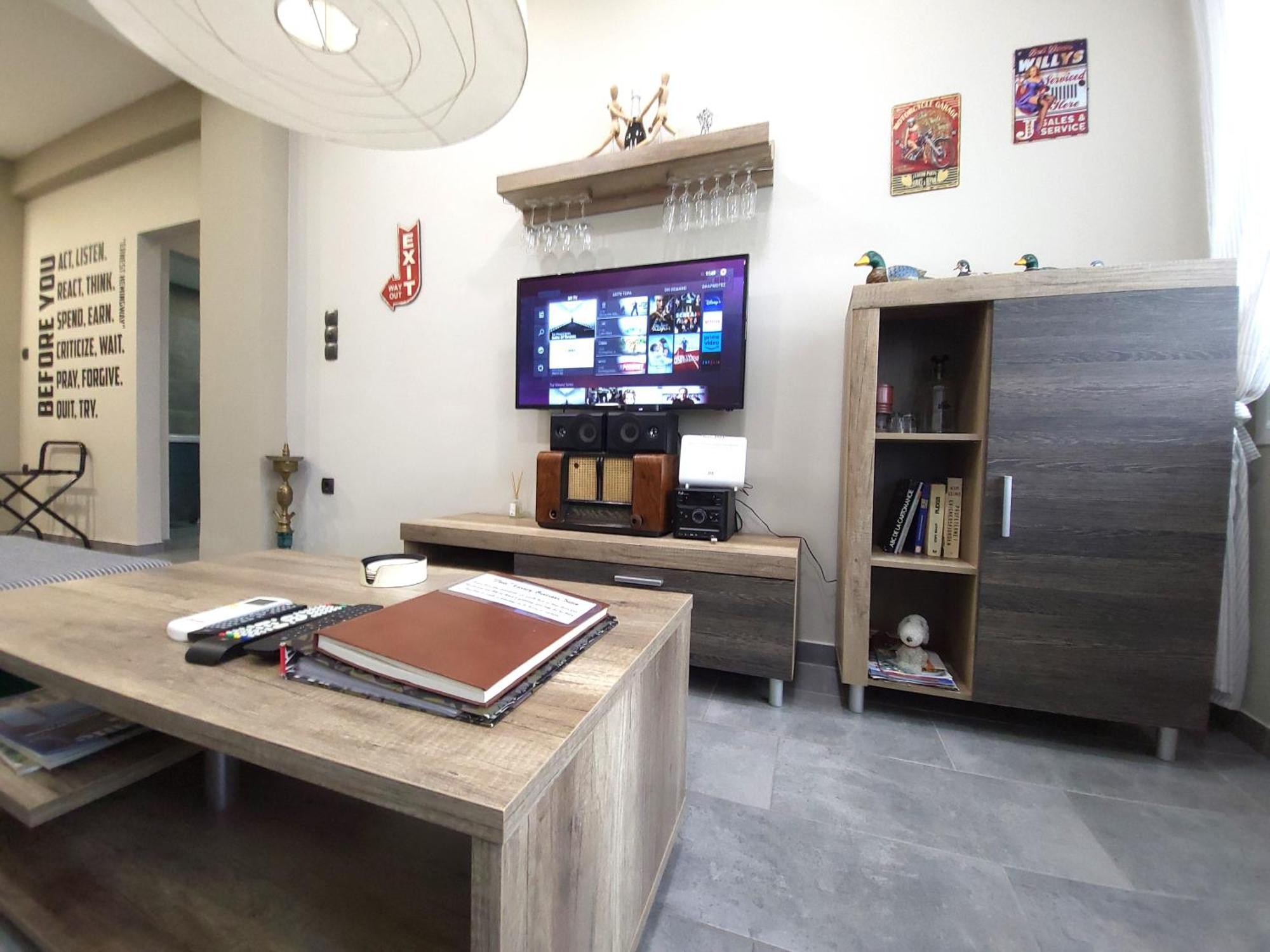 “Zeus”, Stylish Luxury Business Suite In The Heart Of Athens. Экстерьер фото